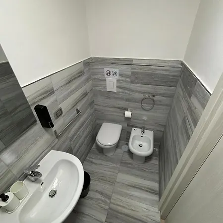 Na City Rooms Naples Exterior photo